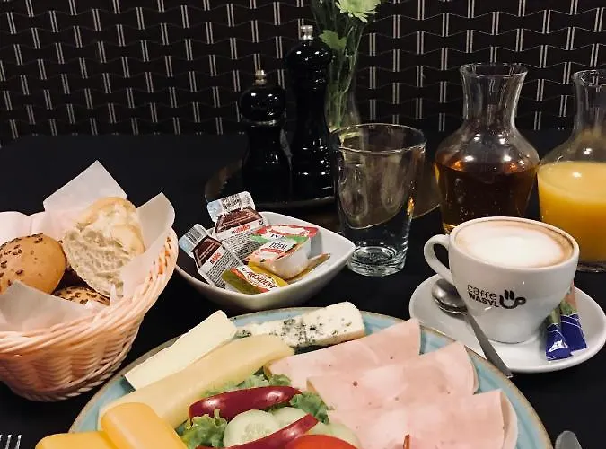 Πανσιόν Restauracja Park Szwajcaria 3*